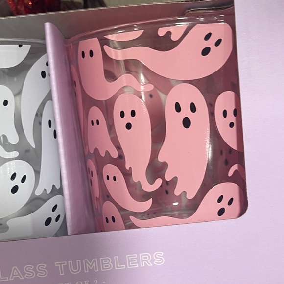 Halloween Pink Ghost & White Ghost Drinking glasses Tumblers, set of 2 NWT 🩷👻 - Picture 3 of 3